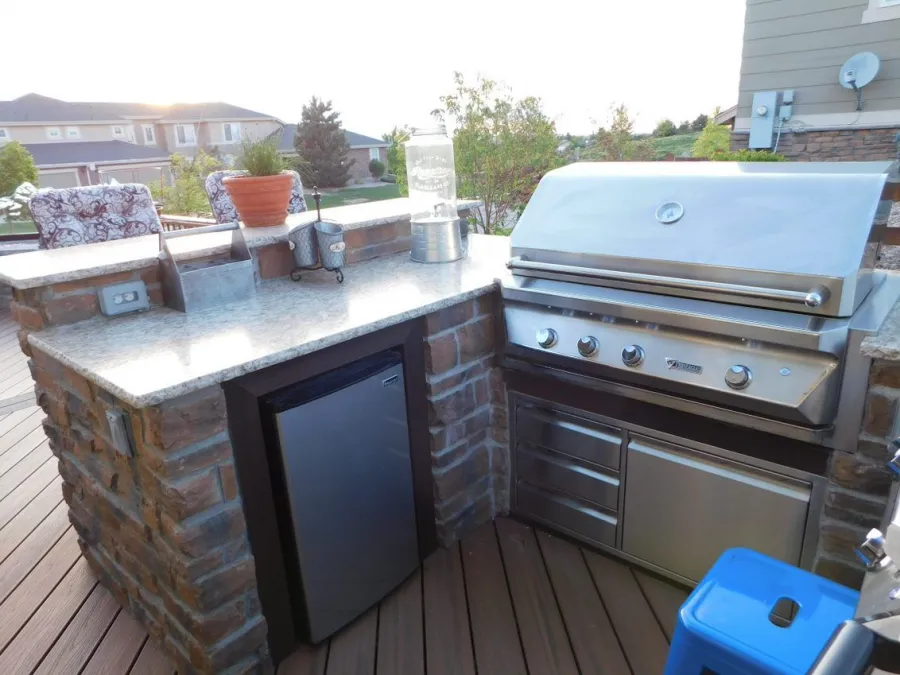 Custom Decks U Shaped kitchen grill two side burners Jack Daniels smoker fridge Aurora Colorado