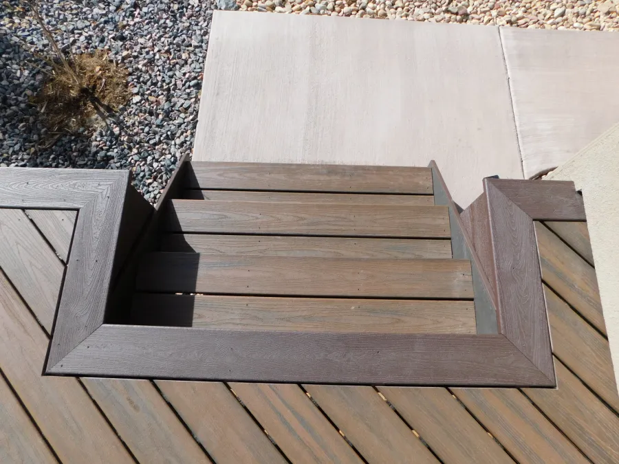 Custom Decks inset trex stairs spiced rum Aurora Colorado Custom Decks inset trex stairs spiced rum Aurora Colorado