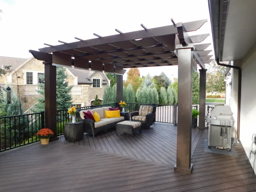 Trex Pergola with Shades Closed Trex Pergola with Shades Closed
